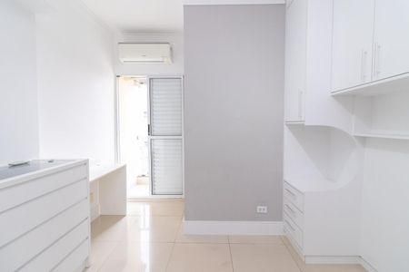 Casa para alugar com 180m², 3 quartos e 4 vagasSuíte