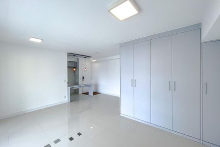 Studio à venda com 53m², 1 quarto e 1 vagaStudio