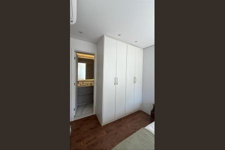 Quarto de apartamento para alugar com 2 quartos, 62m² em Vila Pouso Alegre, Barueri