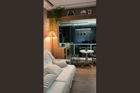 Sala de apartamento para alugar com 2 quartos, 62m² em Vila Pouso Alegre, Barueri