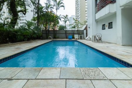 Apartamento à venda com 30m², 1 quarto e 1 vaga Apartamento à venda com 30m², 1 quarto e 1 vagaÁrea comum - Piscina