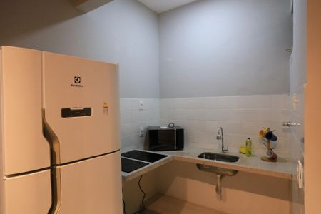 Apartamento à venda com 57m², 2 quartos e sem vaga Apartamento à venda com 57m², 2 quartos e sem vagaCozinha e Área de Serviço
