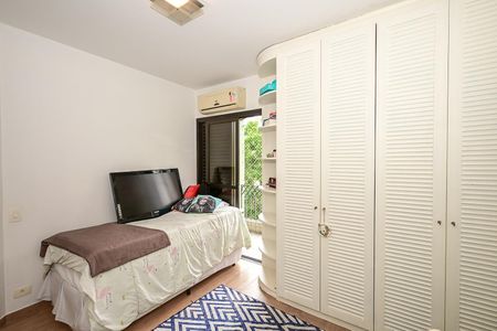 Apartamento à venda com 130m², 3 quartos e 3 vagasQuarto 1