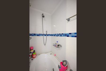 Apartamento à venda com 130m², 3 quartos e 3 vagasChuveiro da Suíte