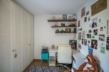 Quarto 1 de apartamento à venda com 3 quartos, 130m² em Vila Suzana, São Paulo