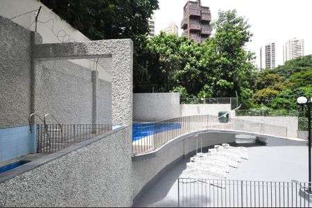 Apartamento à venda com 130m², 3 quartos e 3 vagasPiscina