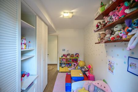 Apartamento à venda com 130m², 3 quartos e 3 vagasQuarto 2