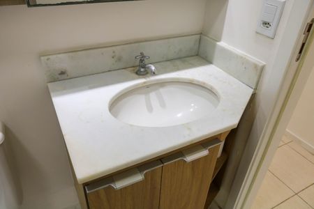 Apartamento para alugar com 55m², 3 quartos e 1 vaga Apartamento para alugar com 55m², 3 quartos e 1 vagaBanheiro