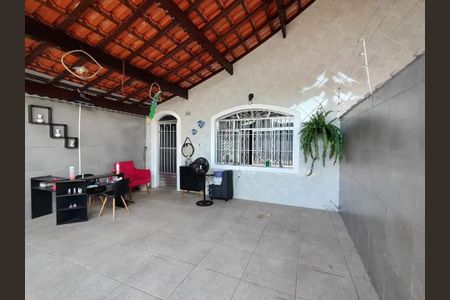 Casa para alugar com 2 quartos, 165m² em Vila Caiçara, Praia Grande
