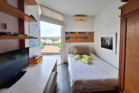 Casa de condomínio à venda com 250m², 4 quartos e 3 vagasQuarto 2