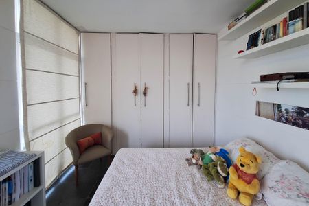 Casa de condomínio à venda com 250m², 4 quartos e 3 vagasSuíte 1