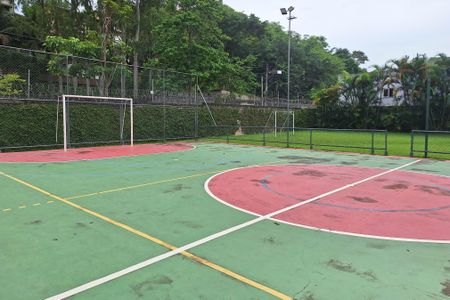 Casa de condomínio à venda com 250m², 4 quartos e 3 vagasÁrea comum