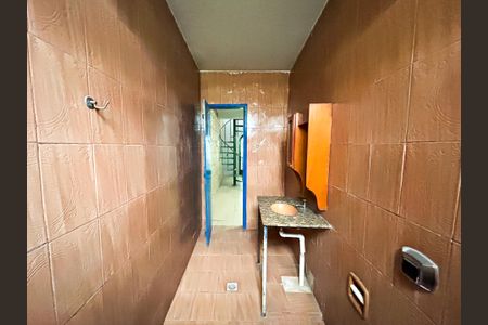 Casa à venda com 200m², 4 quartos e sem vaga