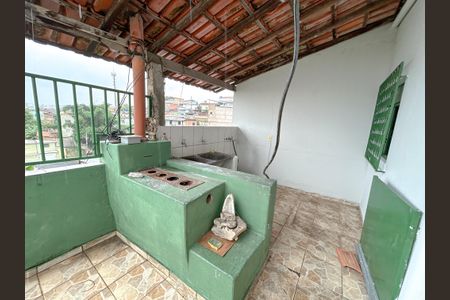 Casa à venda com 200m², 4 quartos e sem vaga