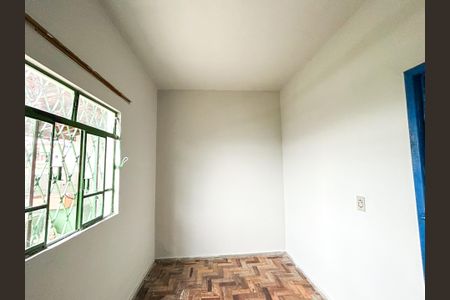 Casa à venda com 200m², 4 quartos e sem vaga