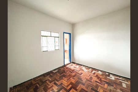 Casa à venda com 200m², 4 quartos e sem vaga