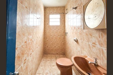 Casa à venda com 4 quartos, 200m² em Glória, Belo Horizonte