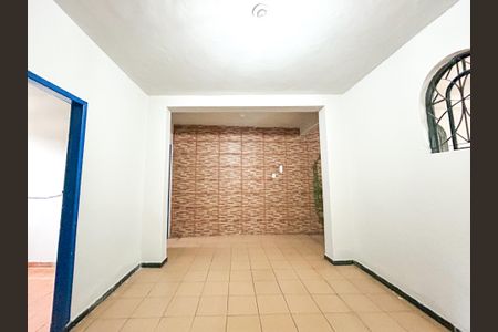 Casa à venda com 4 quartos, 200m² em Glória, Belo Horizonte