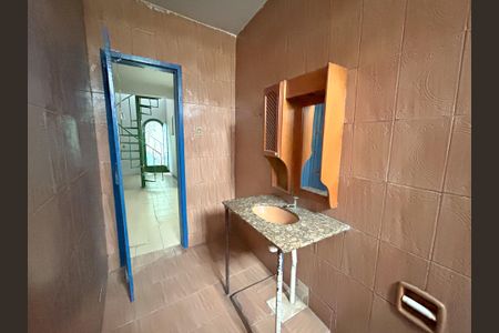 Casa à venda com 200m², 4 quartos e sem vaga