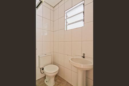 Casa para alugar com 49m², 2 quartos e sem vaga Casa para alugar com 49m², 2 quartos e sem vagaBanheiro