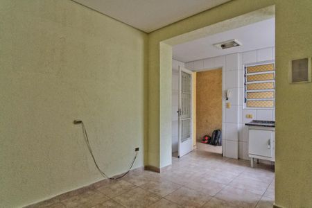 Sala de casa para alugar com 2 quartos, 70m² em Vila Romero, São Paulo