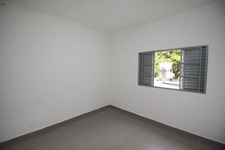 Quarto 2 de casa para alugar com 2 quartos, 86m² em Vila Bela, São Paulo