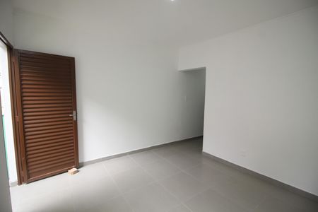 Sala de casa para alugar com 2 quartos, 86m² em Vila Bela, São Paulo
