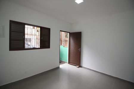 Sala de casa para alugar com 2 quartos, 86m² em Vila Bela, São Paulo