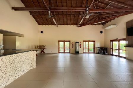 Casa para alugar com 296m², 4 quartos e 6 vagasÁrea comum - Salão de festas