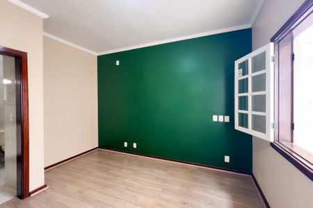 Casa para alugar com 296m², 4 quartos e 6 vagasSuíte 2