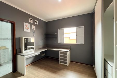 Casa para alugar com 296m², 4 quartos e 6 vagasÁrea de ServiçoSuíte 1