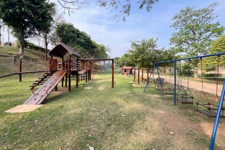 Casa para alugar com 296m², 4 quartos e 6 vagasÁrea comum - Playground
