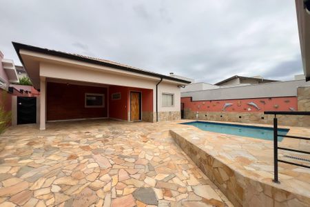 Casa para alugar com 296m², 4 quartos e 6 vagasFachada