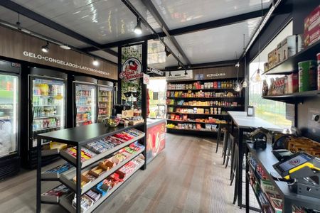 Casa para alugar com 296m², 4 quartos e 6 vagasMini mercado