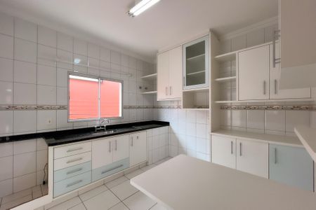 Casa para alugar com 296m², 4 quartos e 6 vagasCozinha