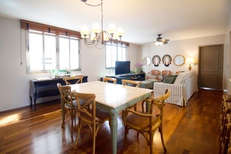 Apartamento à venda com 135m², 3 quartos e 2 vagas