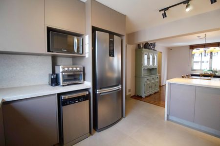 Apartamento à venda com 135m², 3 quartos e 2 vagas