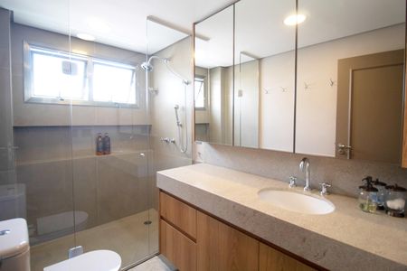 Apartamento à venda com 135m², 3 quartos e 2 vagas