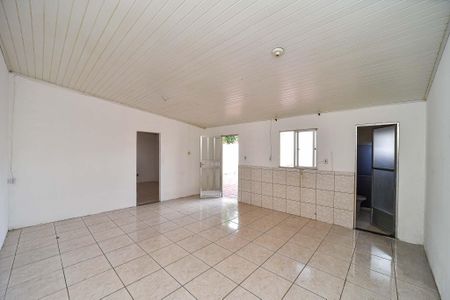 Casa à venda com 110m², 4 quartos e 3 vagasSala/Cozinha Casa dos Fundos