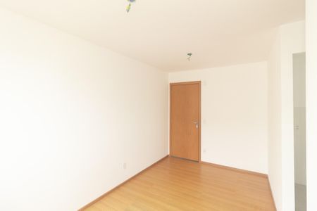 Sala de apartamento para alugar com 2 quartos, 42m² em Campo Grande, Rio de Janeiro