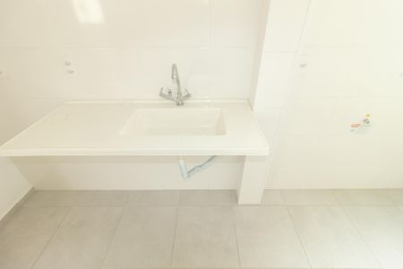 Apartamento para alugar com 42m², 2 quartos e 1 vaga Apartamento para alugar com 42m², 2 quartos e 1 vagaCozinha e Área de Serviço