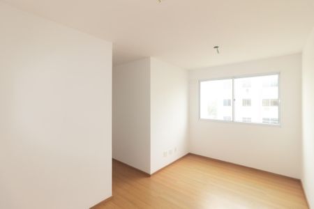 Sala de apartamento para alugar com 2 quartos, 42m² em Campo Grande, Rio de Janeiro