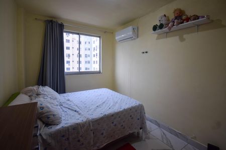 Quarto 1 de apartamento para alugar com 2 quartos, 50m² em Camorim, Rio de Janeiro