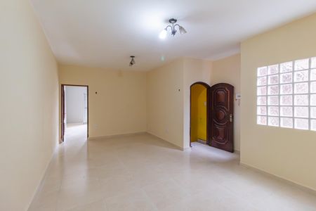 Sala de casa para alugar com 2 quartos, 140m² em Parque Jandaia, Carapicuíba