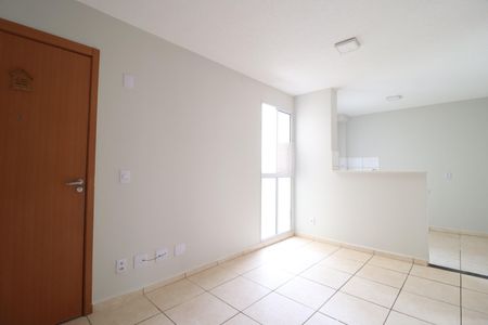 Sala de apartamento para alugar com 2 quartos, 58m² em Laranjeiras, Uberlândia