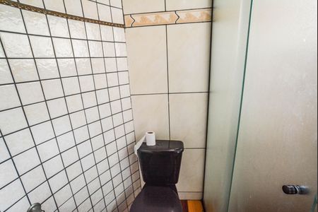 Casa à venda com 145m², 3 quartos e 4 vagas Casa à venda com 145m², 3 quartos e 4 vagasBanheiro da Suíte 2