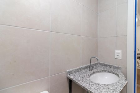 Apartamento para alugar com 35m², 2 quartos e sem vaga Apartamento para alugar com 35m², 2 quartos e sem vagaBanheiro