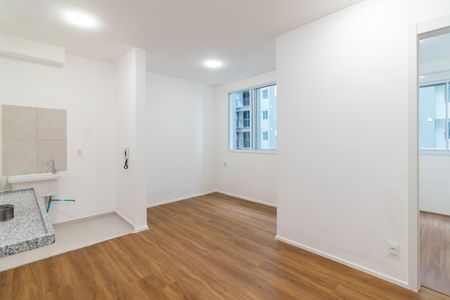 Sala e Cozinha de apartamento para alugar com 2 quartos, 35m² em Vila Hebe, São Paulo
