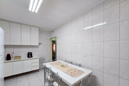 Casa à venda com 127m², 2 quartos e 2 vagasCozinha