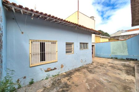 Casa à venda com 100m², 4 quartos e 4 vagasQuintal 